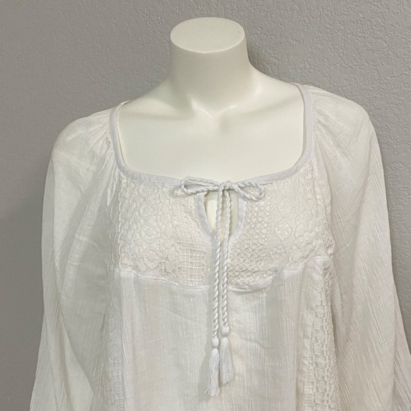 Catherine’s Boho Lace Shirt - Picture 2 of 8